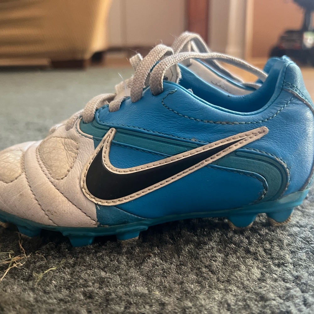 Nike Kids Blue, White and Black Soccer Cleats